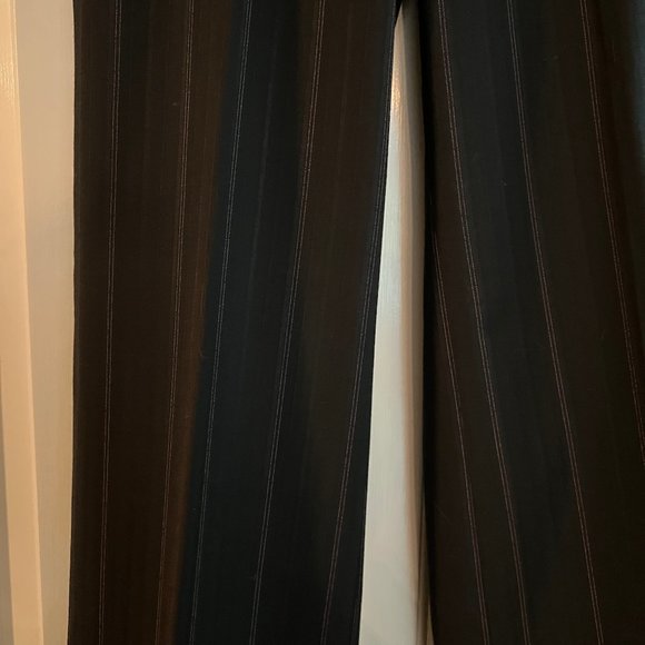 Ann Taylor Wool Slacks Size 6 - Picture 3 of 9
